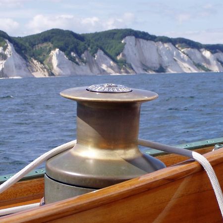 Staysail Стеге Екстер'єр фото
